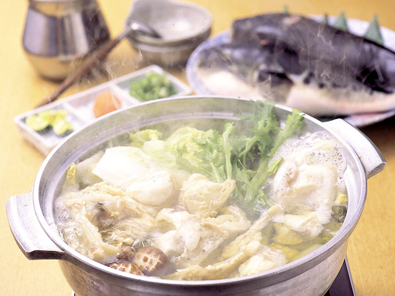 要说大阪的火锅当然就是“河豚什锦火锅”！