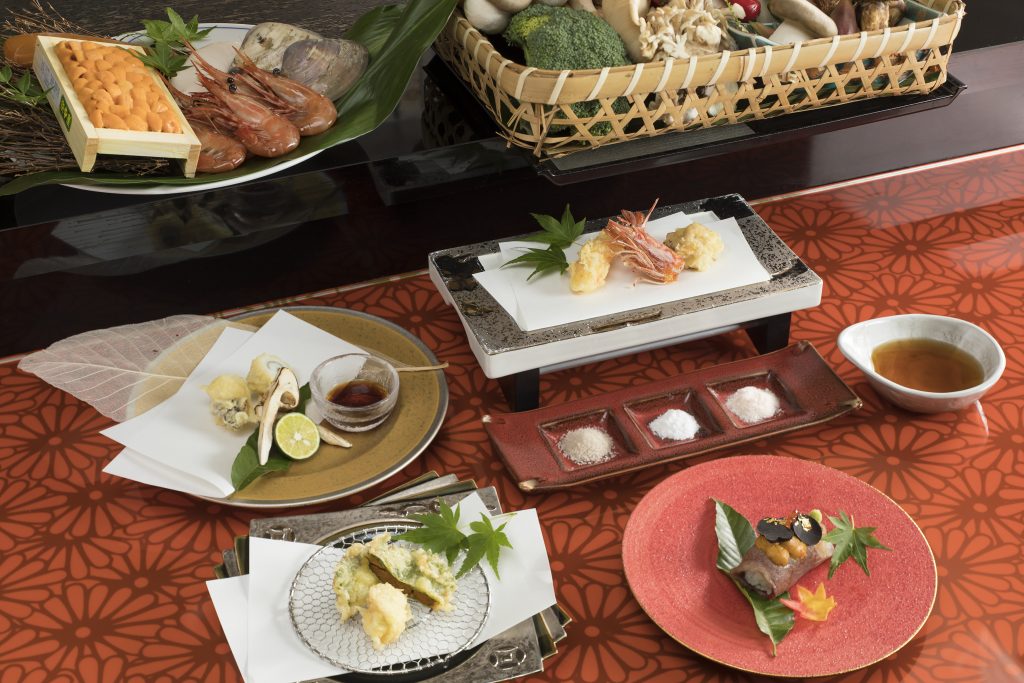 旬の味覚を愉しめる天ぷらコース