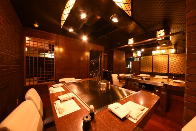 The longest established restaurant of the Teppanyaki-style steak with a history of 73 years